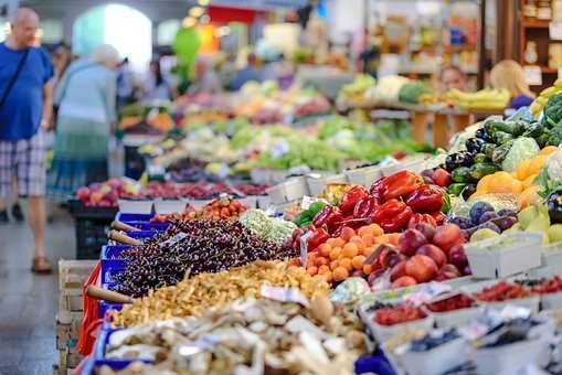 Цены на продукты питания в России и их изменение за год, данные на октябрь 2021 года