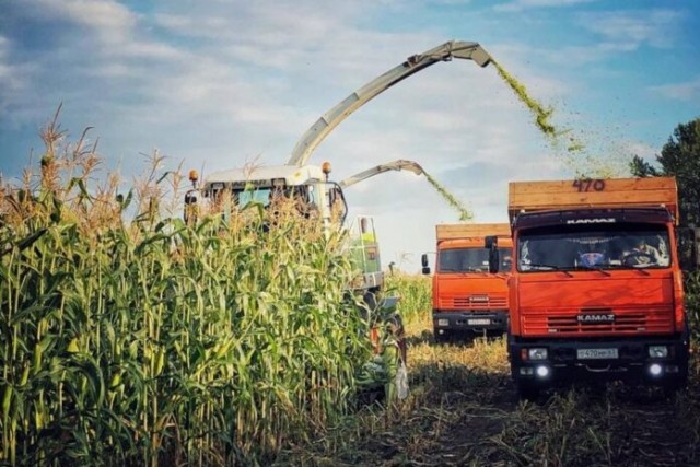 Компания John Deere приостановила поставки сельхозтехники в Россию